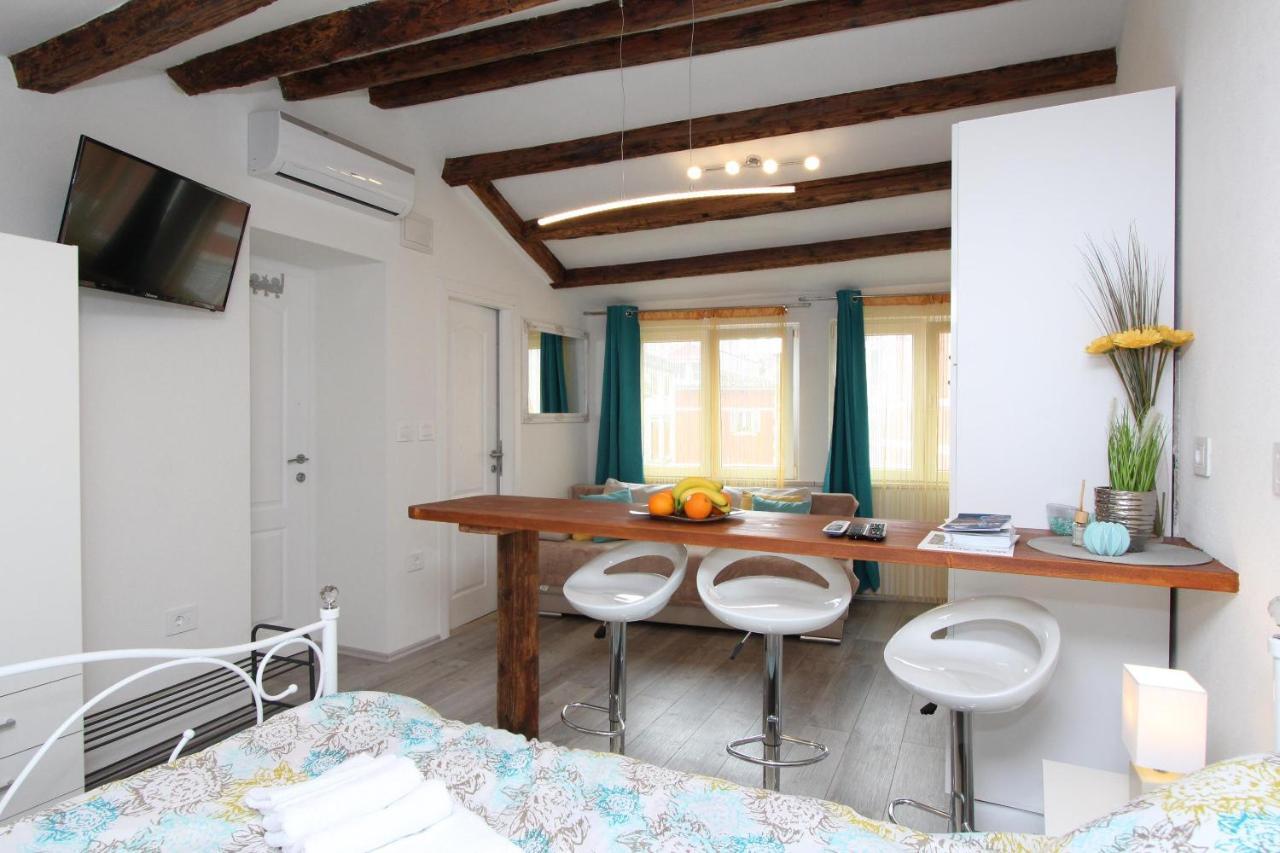 Studio Mira Rovinj Buitenkant foto